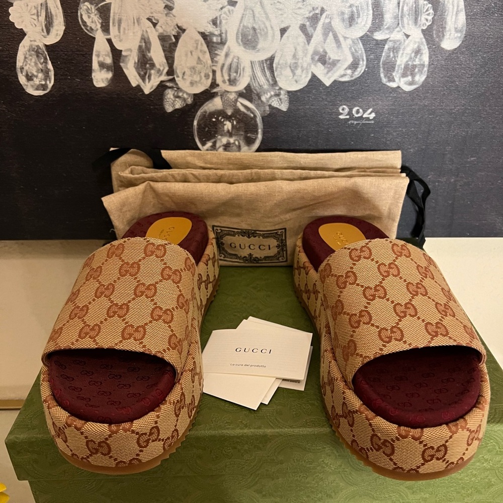 GUCCI GG ANGELINA SLIDES